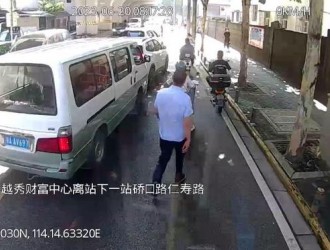 宇通獲智能網(wǎng)聯(lián)汽車大賽公交類賽事綜合優(yōu)勝獎